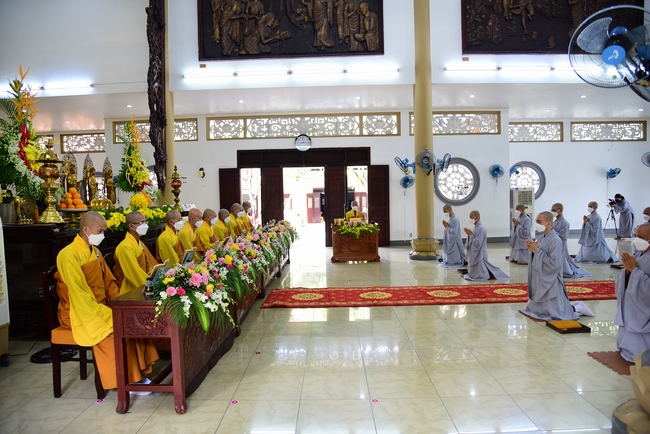 Lễ truyền giới Sa di Phương Trượng